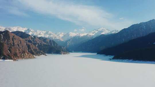新疆天山天池 雪山 航拍