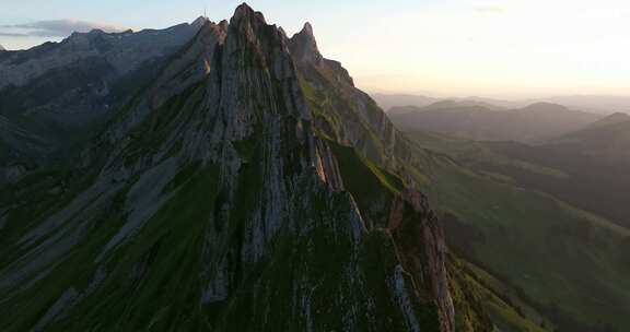 Altenalp Turm，山脉，无人机