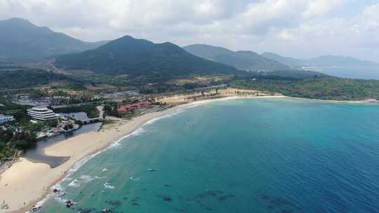 海南万宁日月湾_大海_海水_湛蓝海水