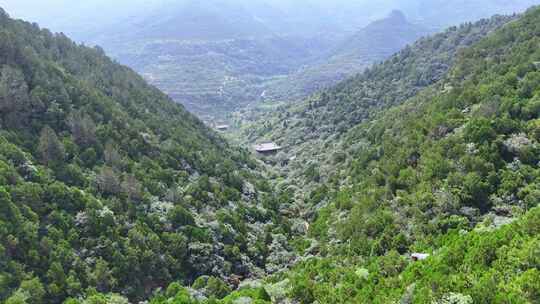 航拍山西太原太山风景区