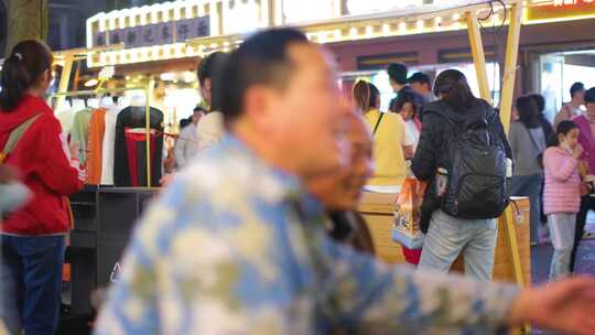 浙江省杭州市武林夜市夜晚夜景逛街购物人群视频素材模板下载