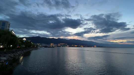 大理苍山洱海傍晚风光