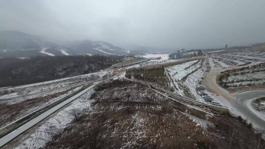 鳌山滑雪场滑雪极限运动高山滑雪航拍2