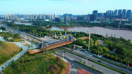 广西南宁五象湖风雨桥视频素材模板下载