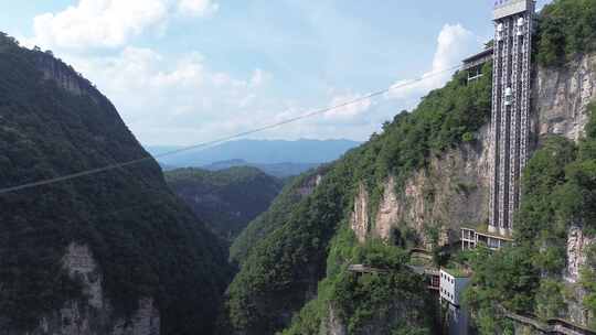 张家界大峡谷玻璃桥、峡谷电梯、峡谷风貌