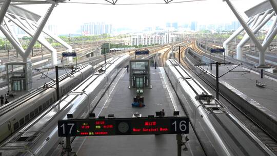 高铁进出广州南站实拍合集视频素材模板下载