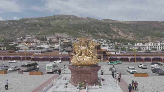 青海省黄南藏族自治州隆务大寺航拍藏传佛教