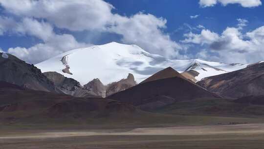 西藏阿里风景