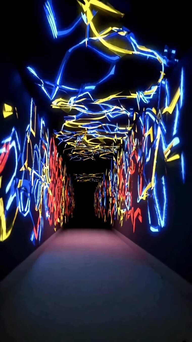彩色光影艺术隧道