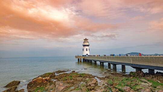 珠海，海滨城市里的灯塔延时拍摄