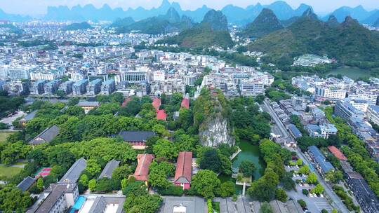 桂林独秀峰王城景区靖江王府航拍市区全景