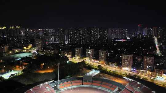 四川自贡南湖体育中心夜景