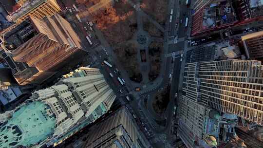 城市航拍纽约曼哈顿市中心摩天大楼汽车街道