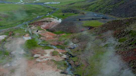 间歇泉、火山口、蒸汽、天线