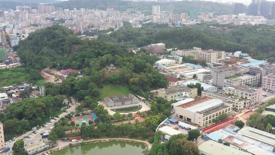 航拍深圳龙华区观澜城市建设及老城区