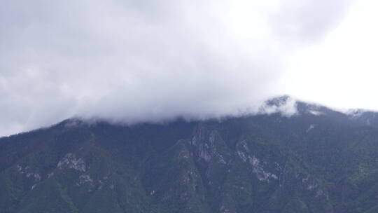 梅里雪山