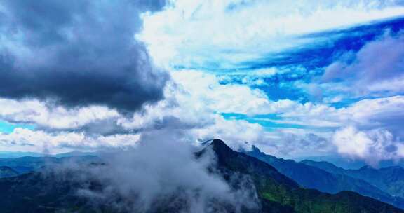 云南自然风光大山山上景观高山峡谷