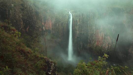 澳大利亚昆士兰州的瀑布