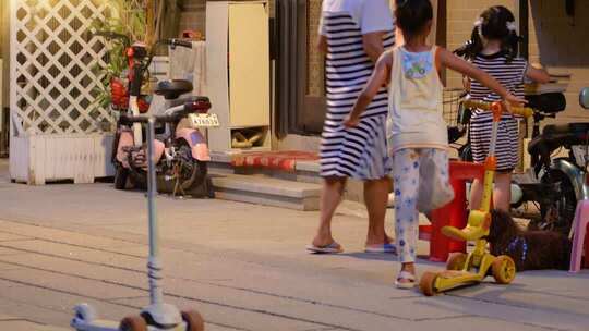 广州西关老街巷烟火 日常傍晚市井生活纪实