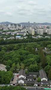 竖版航拍江苏苏州寒山寺历史文化建筑