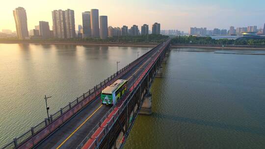 杭州钱塘江大桥航拍视频素材模板下载