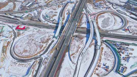 航拍冬季雪后城市立交桥城市风景视频素材