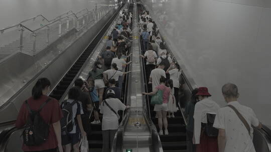 地铁自动扶梯人流