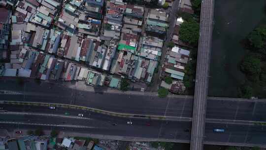 胡志明市平清区自上而下的鸟瞰图显示，房屋视频素材模板下载