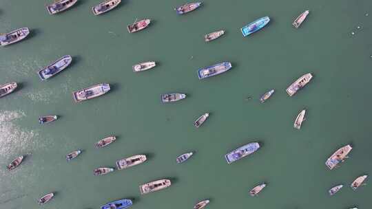 烟台长岛海边沙滩渔船航拍视频素材模板下载