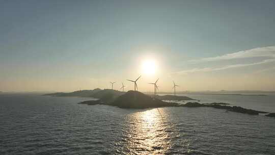 大海日出风车航拍海岛海上发电海洋风力发电