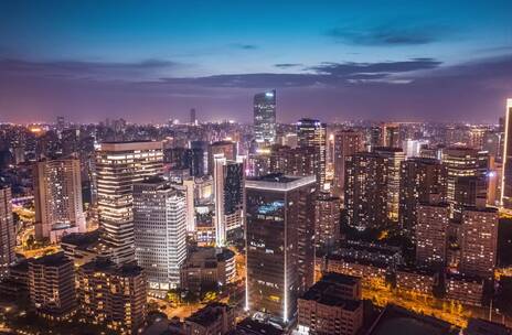 4K城市上海夜晚繁华的办公楼