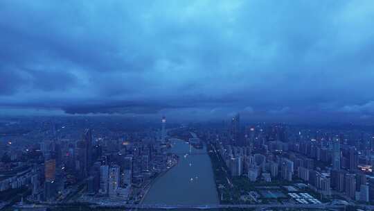 雨季强对流天气的广州航拍