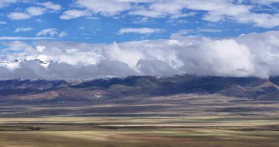 航拍西藏玛旁雍措自然风光