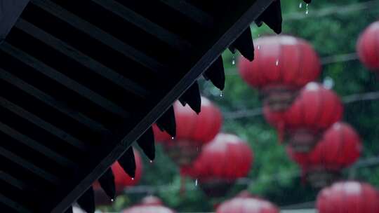 古建筑红灯笼屋檐下雨意境空镜