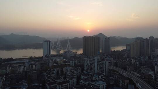 航拍湖北宜昌西陵区日出日落