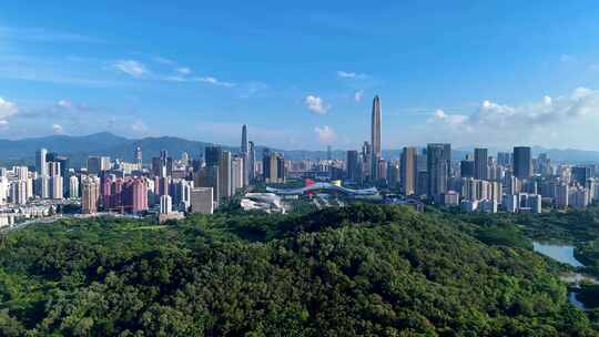 航拍雨后深圳市民中心