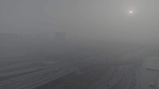北京雾霾天大雾天
