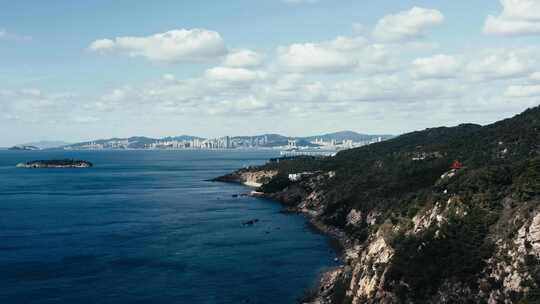 航拍大连燕窝岭风景区和星海湾大桥