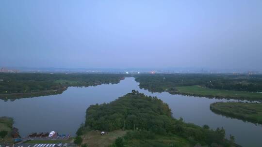 成都青龙湖湿地公园夜景