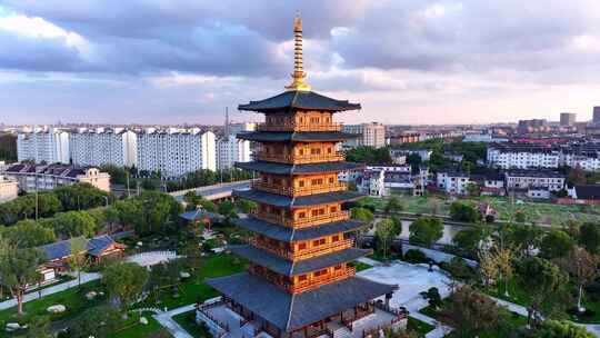 航拍上海宝山寺