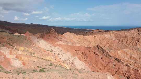 吉尔吉斯斯坦童话峡谷斯卡兹卡崎岖地形的空