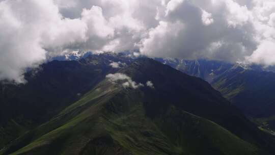 6K-云南横断山脉，白马雪山航拍，国道214