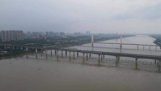 城市航拍湖南湘潭湘江三桥