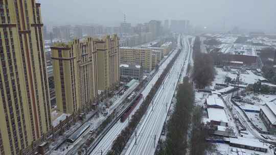 航拍城市雪景