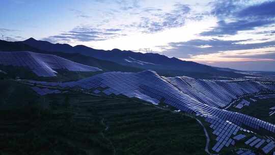 山地光伏基地航拍