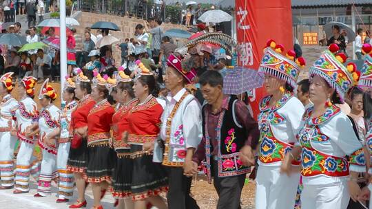 民族歌舞视频中国西南彝族火把节活动舞蹈