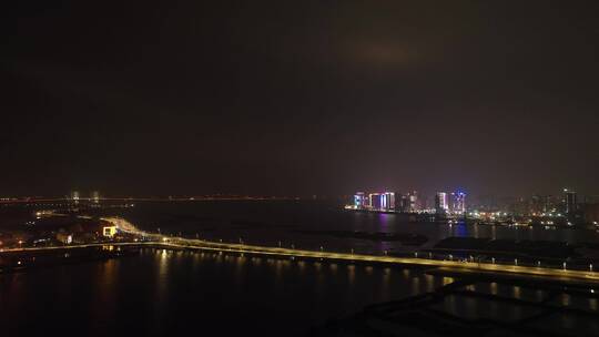 城市道路夜景航拍交通夜晚泉州东海滨江夜景