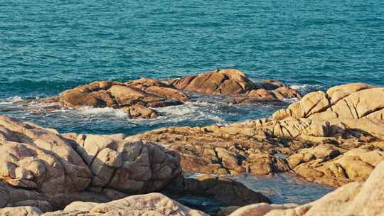 海边礁石大海海岸