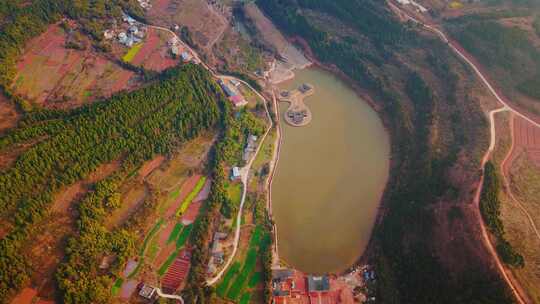 中国古海底洞峡群风景区