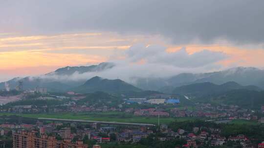 湖南临湘雨后风光